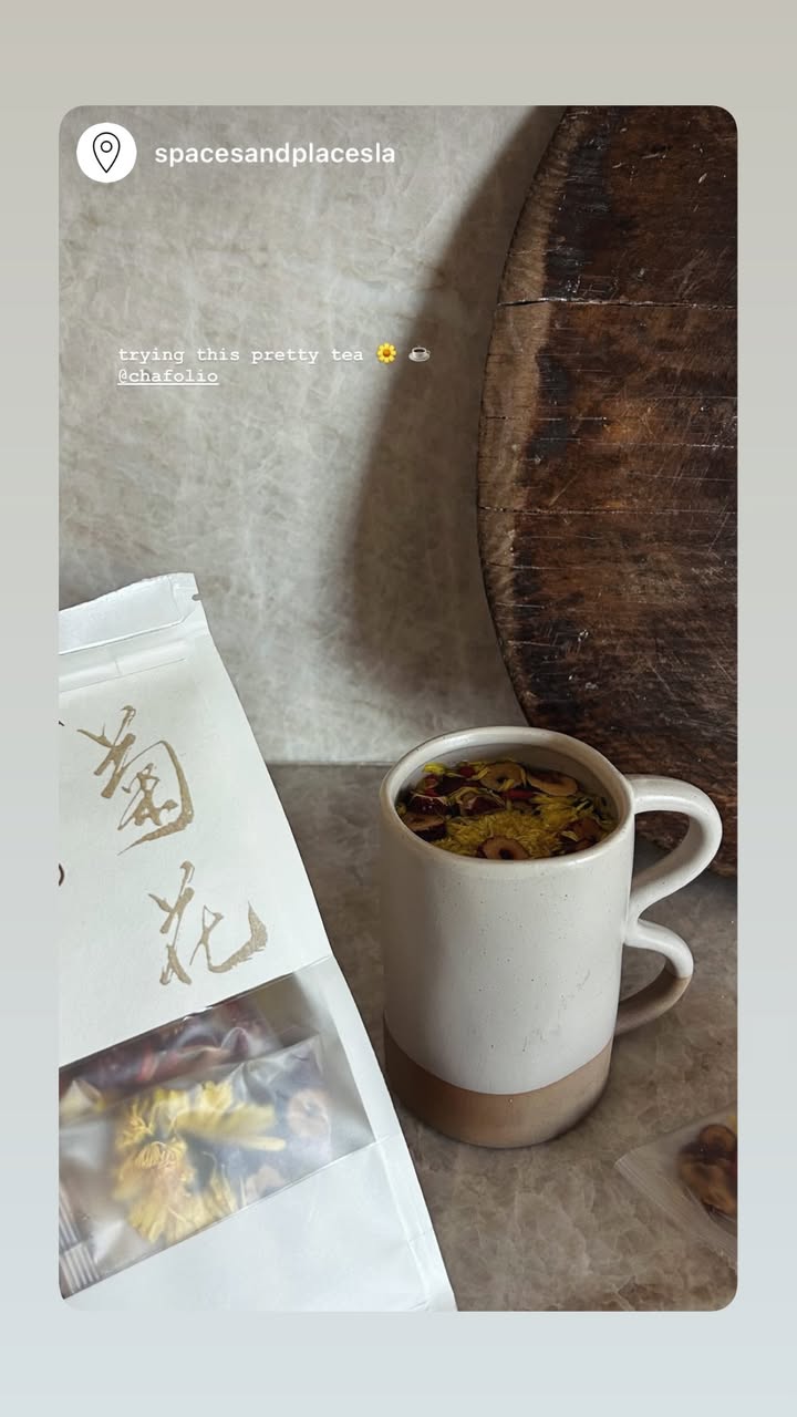 Customer content 27